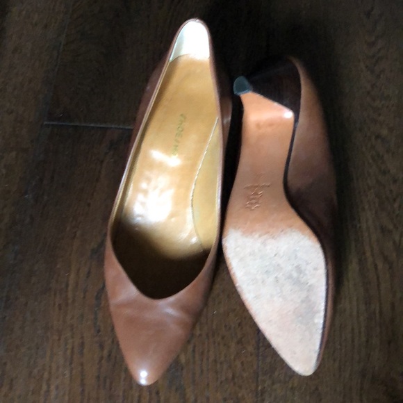 Kitten Heel leather pumps - Picture 3 of 3